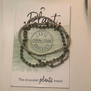 Green/Gold Beaded Bracelet